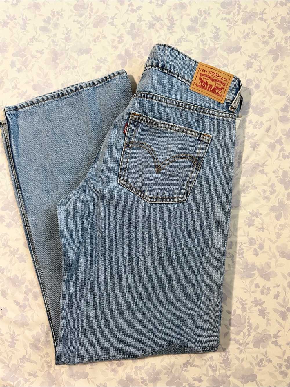 Levi's super low loose jeans